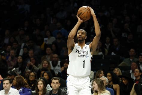 Final Fantasy Basketball Rankings: Biggest risers and fallers for .